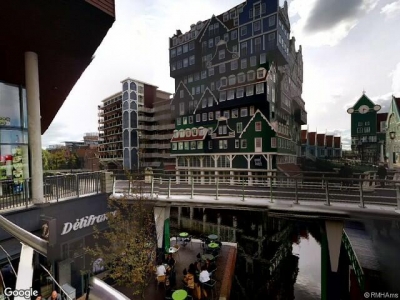 Stadhuisplein 100, Zaandam